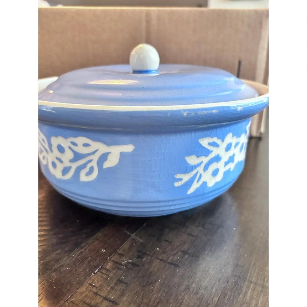 Cameoware Harker Pottery‎ 2Cup Covered Casserole Dish Bowl Blue Floral Vintage